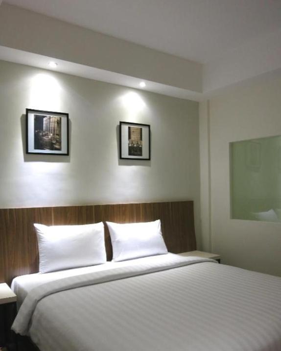 Hart Hotel Arjuna Mataram Luaran gambar