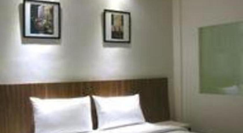 Hart Hotel Arjuna Mataram Luaran gambar