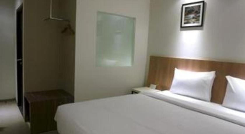 Hart Hotel Arjuna Mataram Luaran gambar