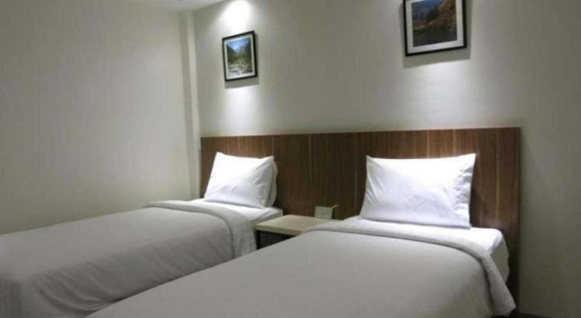 Hart Hotel Arjuna Mataram Luaran gambar